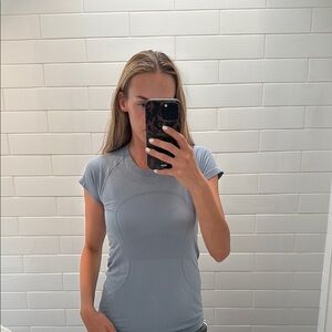 Lululemon Athletica Blue Fitted Cap Sleeve Tee
